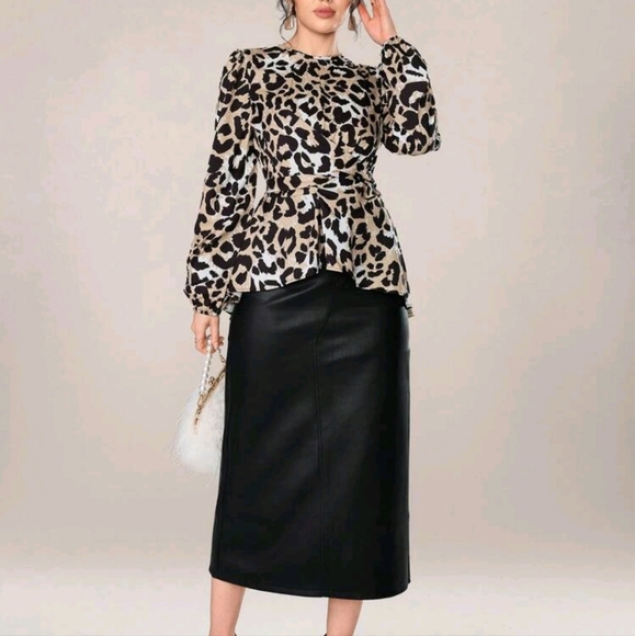 Women Elegant Leopard Print Criss-Cross Front Casual Simple Slim Fit Blouse - Picture 4 of 5